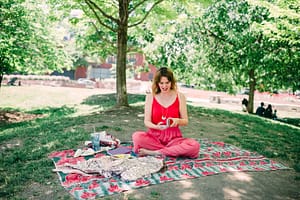woman-in-park